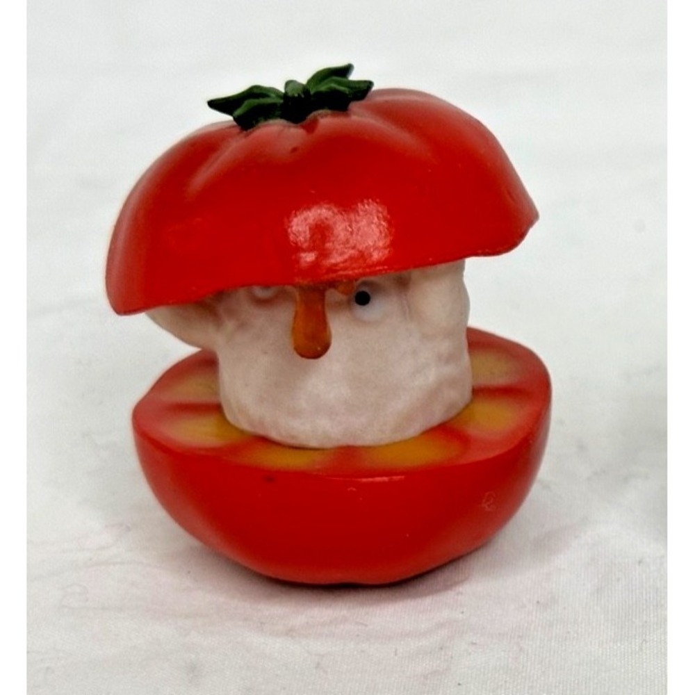 The Neighbor Totoro Tomato Hide and Seek Mini figure Studio Ghibil Vegetable